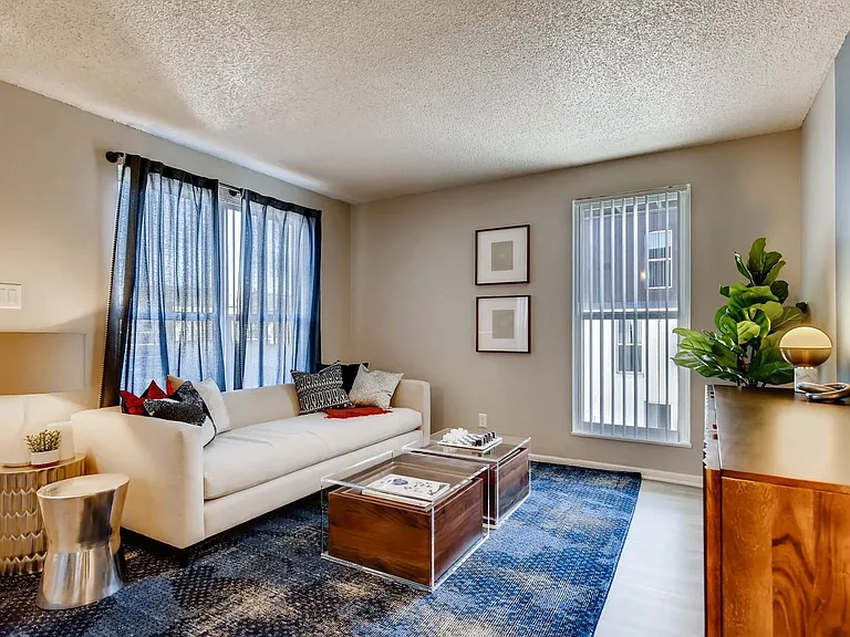 Copperwood Apartments — Photo 31