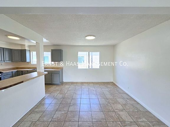 3rd image of 1330 Walnut Ave APT 3
