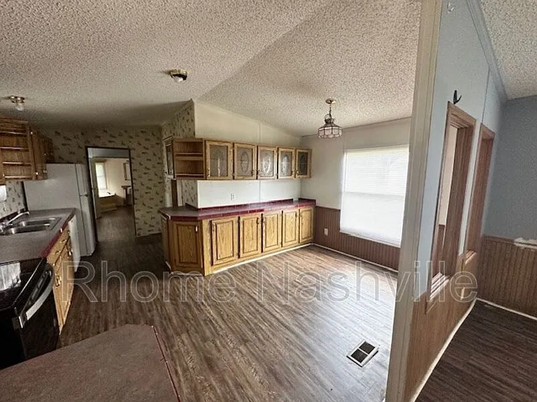 1970 Fayetteville Hwy #23 — Photo 3