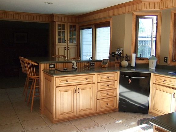 3rd image of 8506 Shorthorn Dr