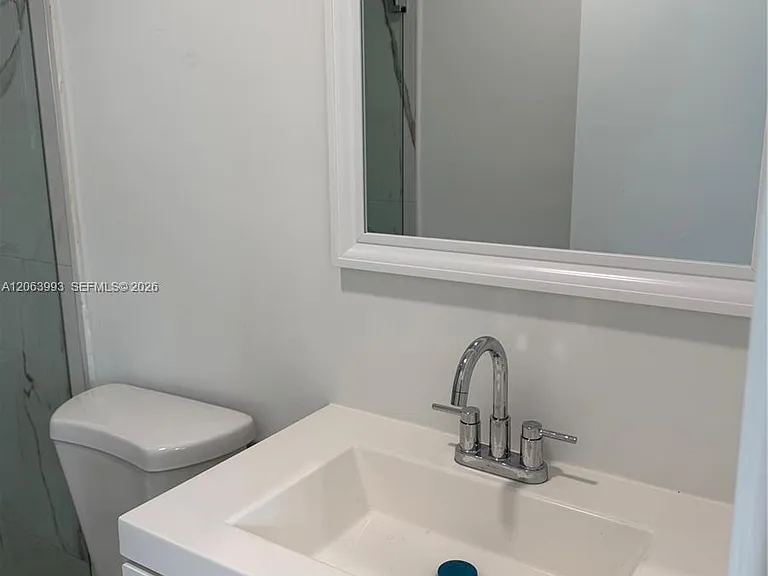 2100 NW 102nd St #1 — Photo 35