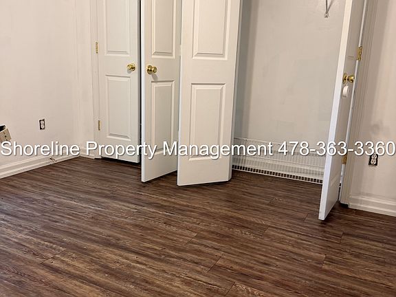 3rd image of 2405 Brantley Way