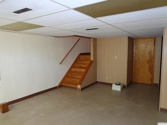 Home for Sale in Quincy, IL $125,000