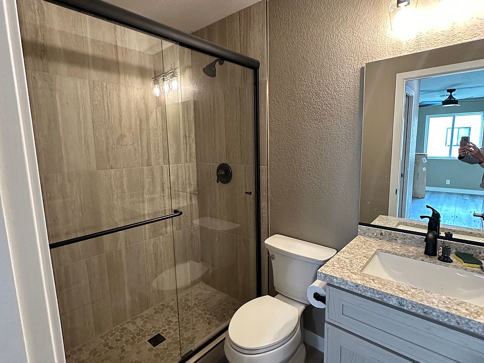2nd image of 2094 Mesquite Ave #99