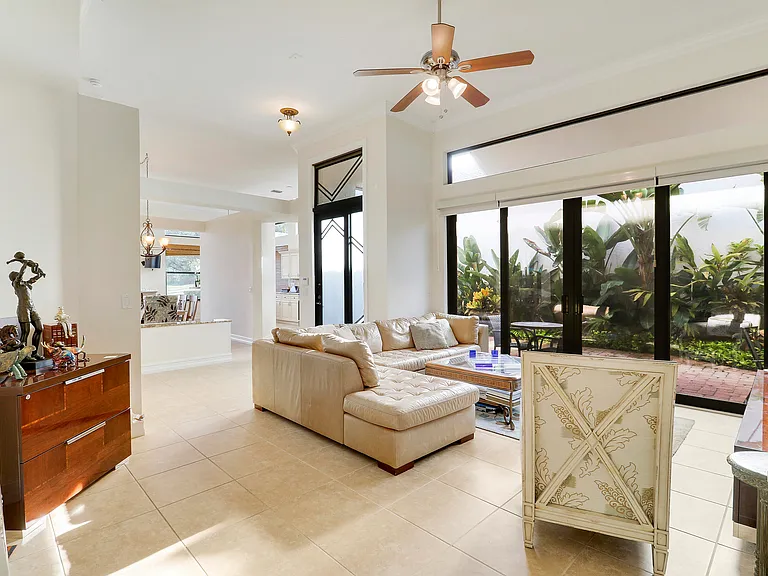 210 Coral Cay Ter — Photo 14