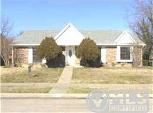 205 W Apollo Rd, Garland, TX 75040