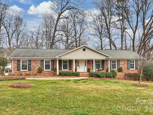 6453 Greencove Dr, Charlotte, NC 28270