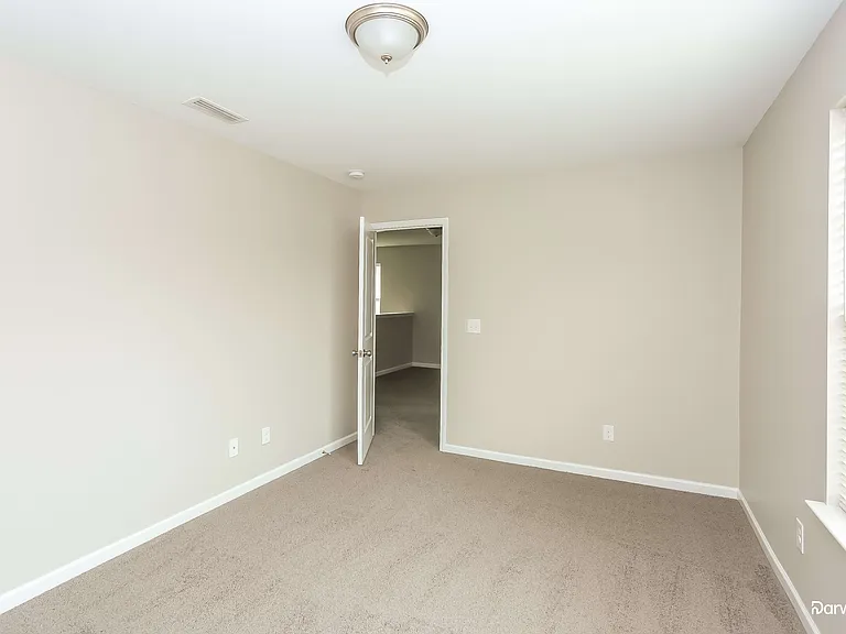 2445 Spruce St — Photo 13