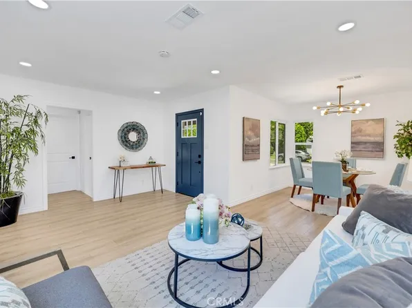 18406 Delano St, Reseda, CA 91335