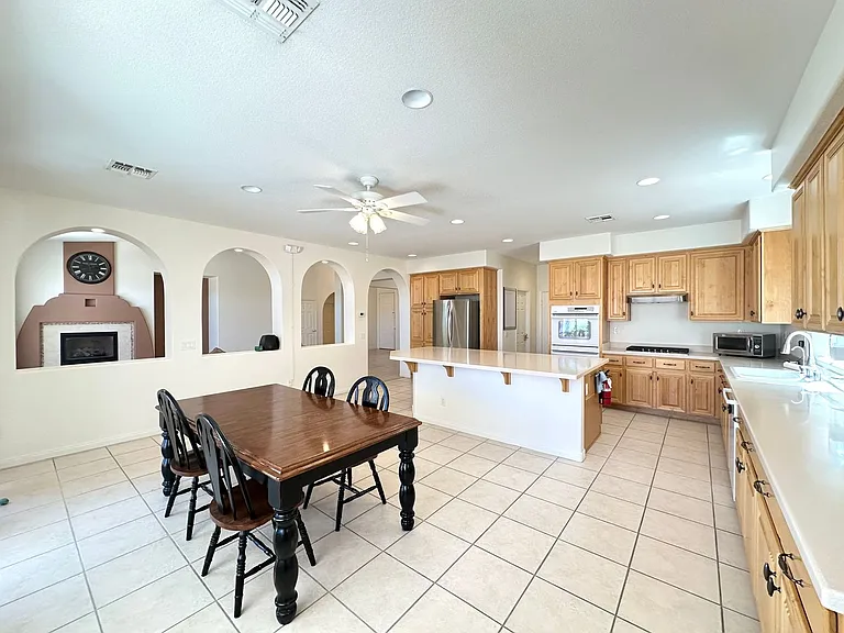 8228 Weeping Springs Ave — Photo 11