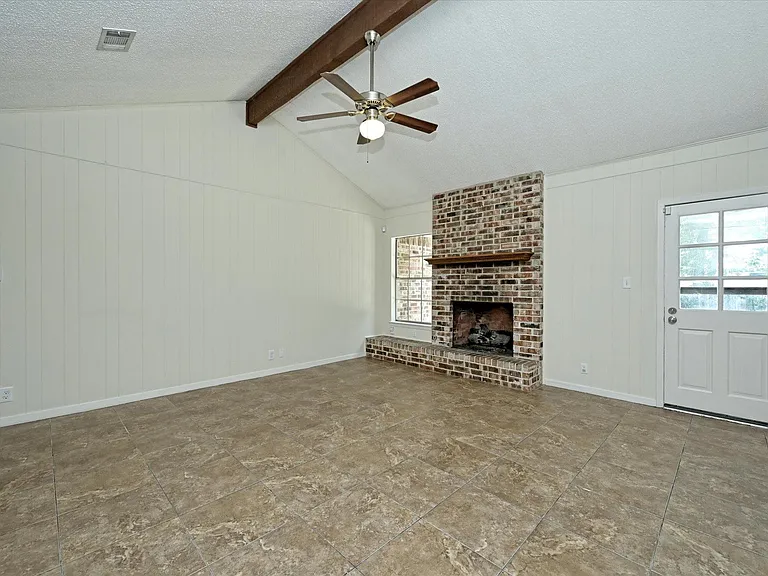 6509 Skycrest Dr — Photo 3
