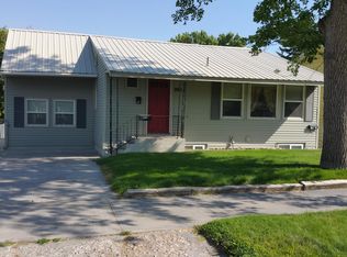 260 W 19th St #B, Idaho Falls, ID 83402