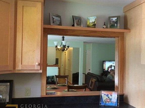 kitchen-living room passthrough window