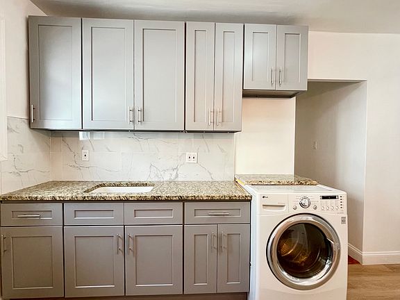2nd image of 68-11 Alderton St #2