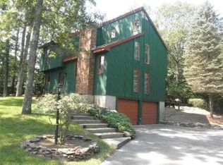 39 Cowell St, Plainville, MA 02762