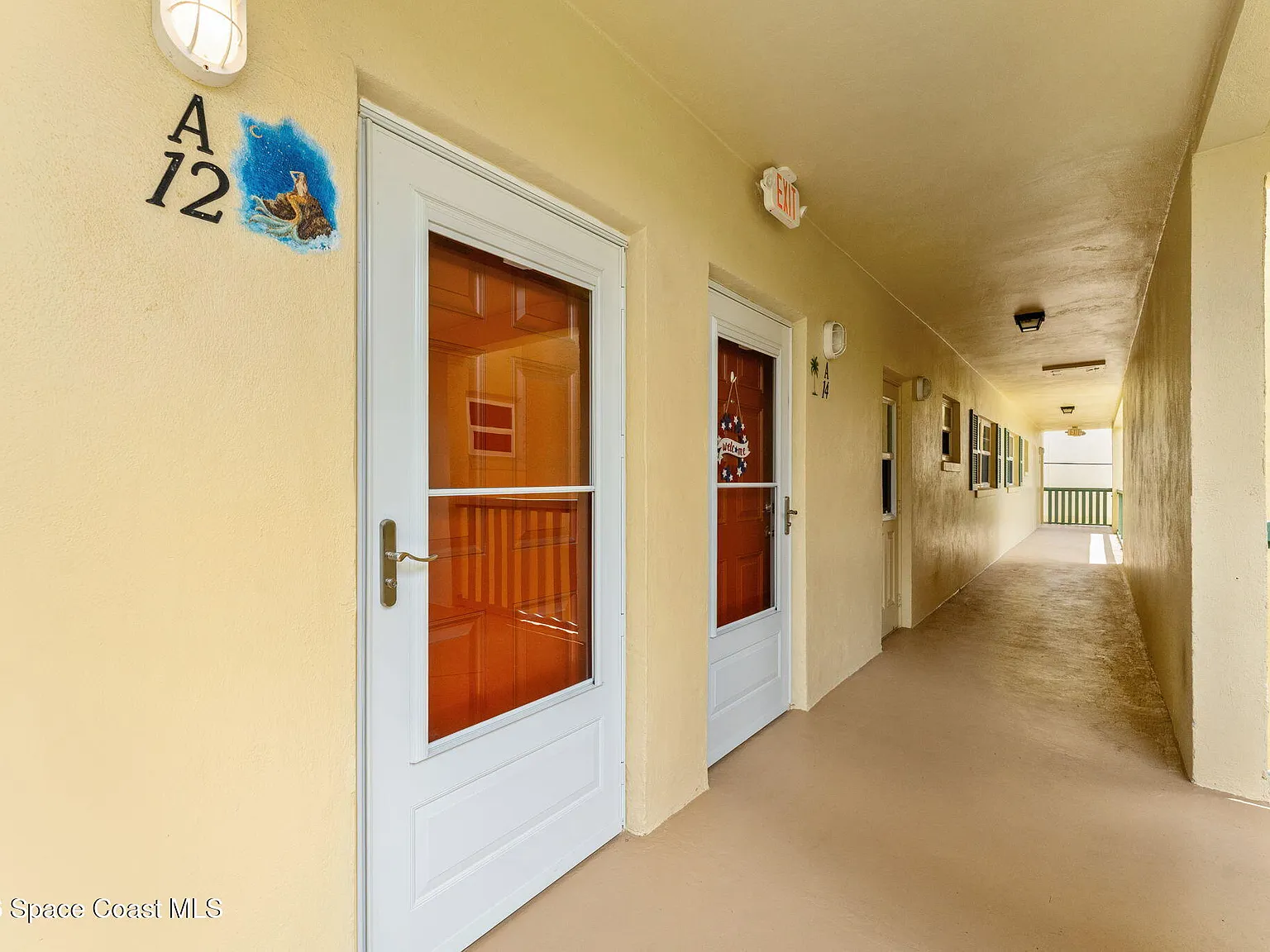 2 bed, 1.5 bath, 868 sqft, $2,100 — Photo 2