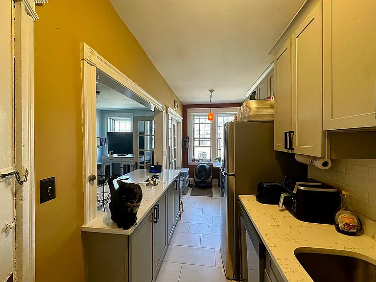 2 Crawford St #12 — Photo 8