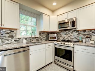 2441 McCormick Rd, Rockville, MD 20850