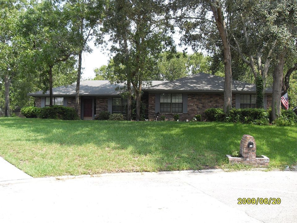 2621 Rosewood Ct. 0range Park, FL. 32065