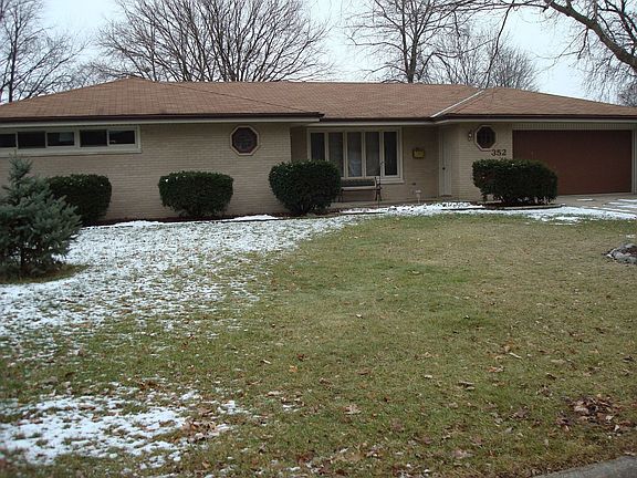 2nd image of 352 S Lousiana Ave
