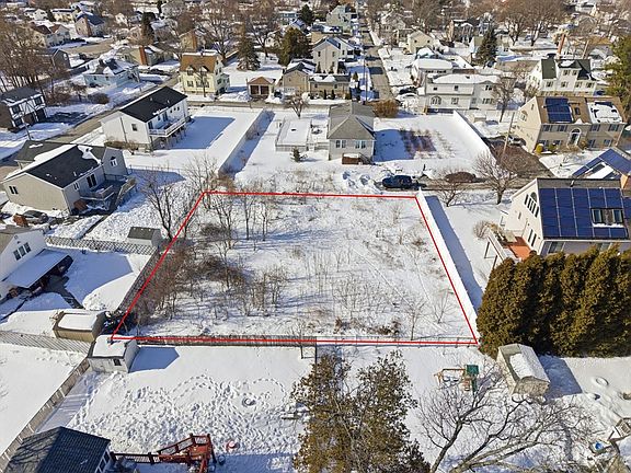 3rd image of 0 Hampton St