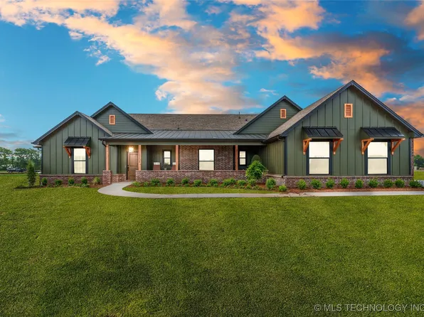 16208 E 102nd St, Owasso, OK 74055