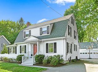 521 Chestnut St, Needham, MA 02492