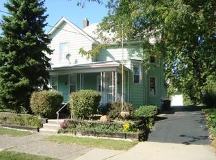 1307 12th Ave, Moline, IL 61265