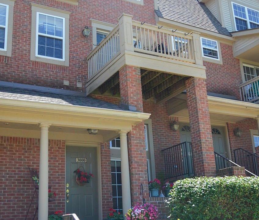 1st image of 3000 Barclay Way