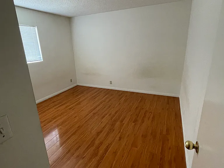 805 S Stoneman Ave #E — Photo 12