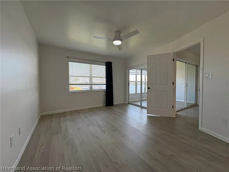 406 Stephen Dr — Photo 22