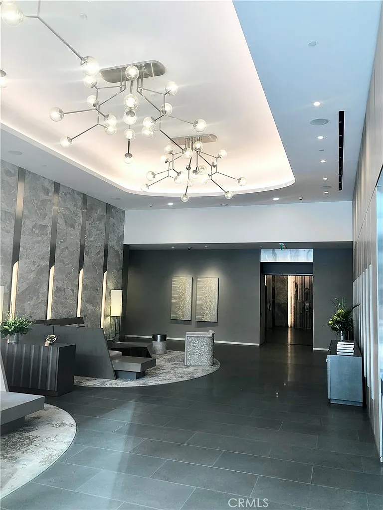 1 bed, 1.5 bath, 937 sqft, $4,150 — Photo 3