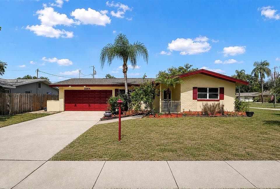 1st image of 1564 Santa Monica Dr