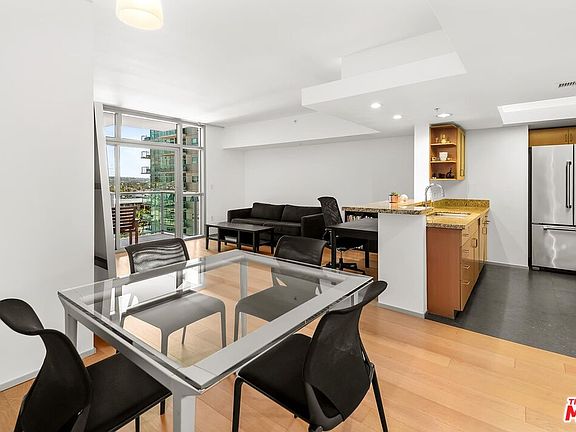 2nd image of 13700 Marina Pointe Dr Unit 1127
