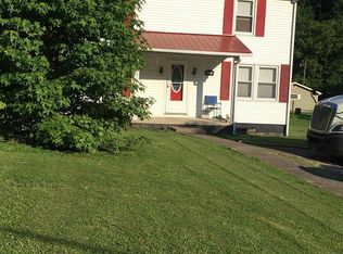 2115 Ky Route 302, Van Lear, KY 41265