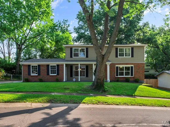 12064 Wensley Rd, Florissant, MO 63033