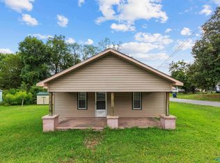353 4th Ave NW, Arab, AL 35016