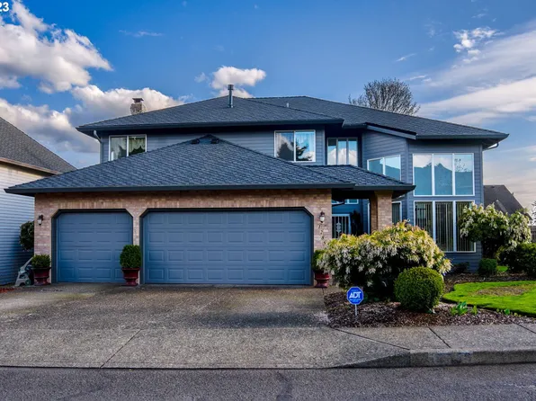 12856 SE Sunnyview Dr, Clackamas, OR 97015