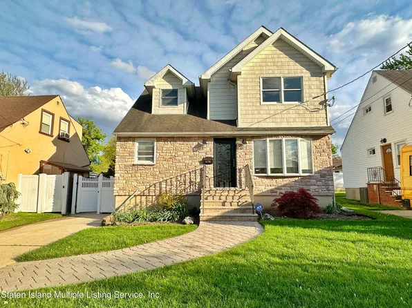 570 Rathbun Ave #A, Staten Island, NY 10312