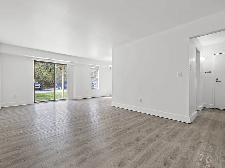 West Oaks — Photo 13