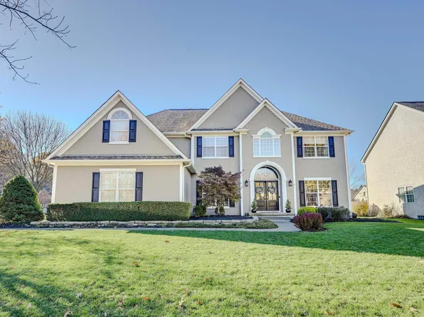 7645 Fulmar Dr, Dublin, OH 43017