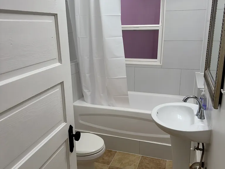 2717 SW 2nd Ave #1 — Photo 11