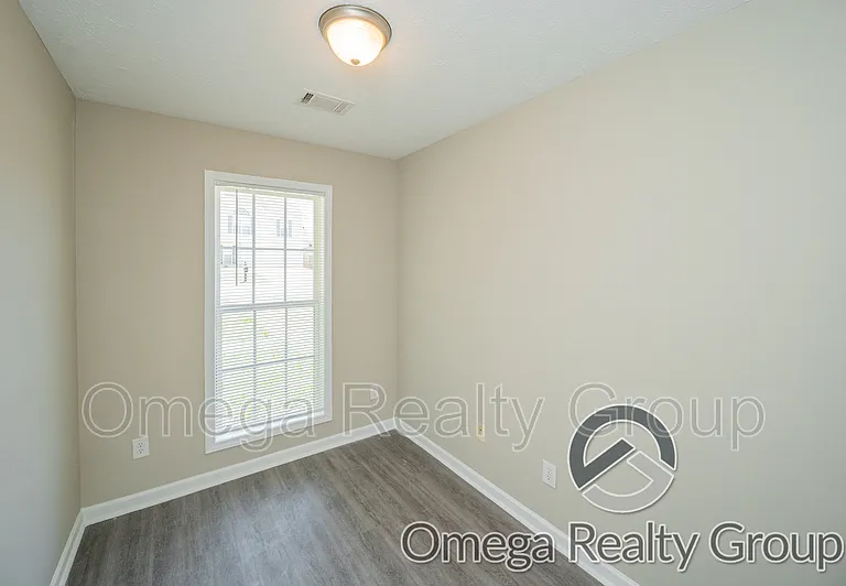 2815 Dotti Dr — Photo 40