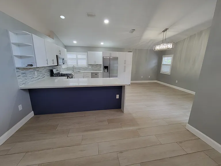 13847 NW 22nd Ct — Photo 8