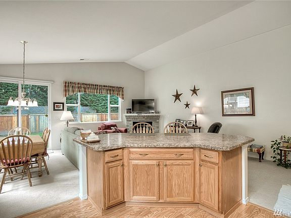 4th image of 9206 178th Street Ct E