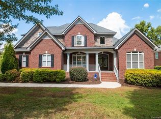 539 Ballymote Ct, Matthews, NC 28104