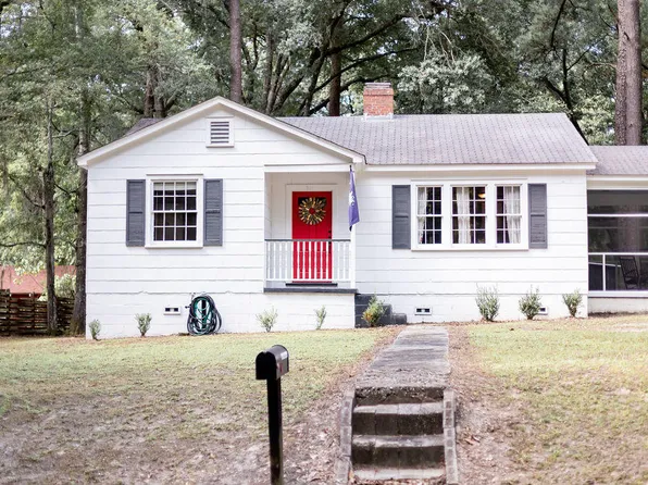 307 Forest Hills Rd, Walterboro, SC 29488