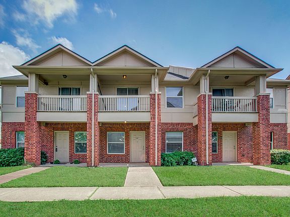 3rd image of 3815 Shire Valley Dr