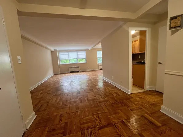 16420 Highland Ave APT 3B, Jamaica, NY 11432