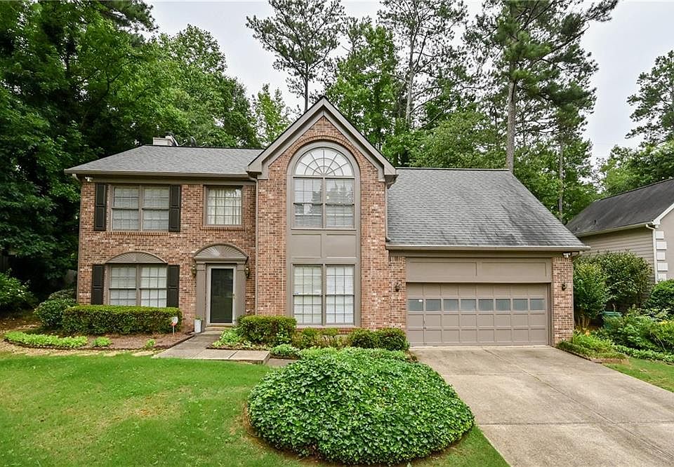 1st image of 2156 Whitehall Dr NE